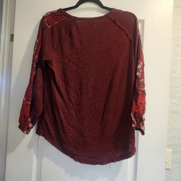 Cato Maroon Blouse with Patterned Sleeves Size S Euc - Picture 3 of 4